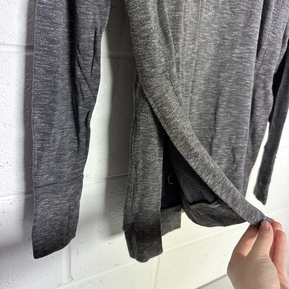 Athleta‎ CYA Pullover Long Sleeve Top Side Slits Size Small - Picture 4 of 5